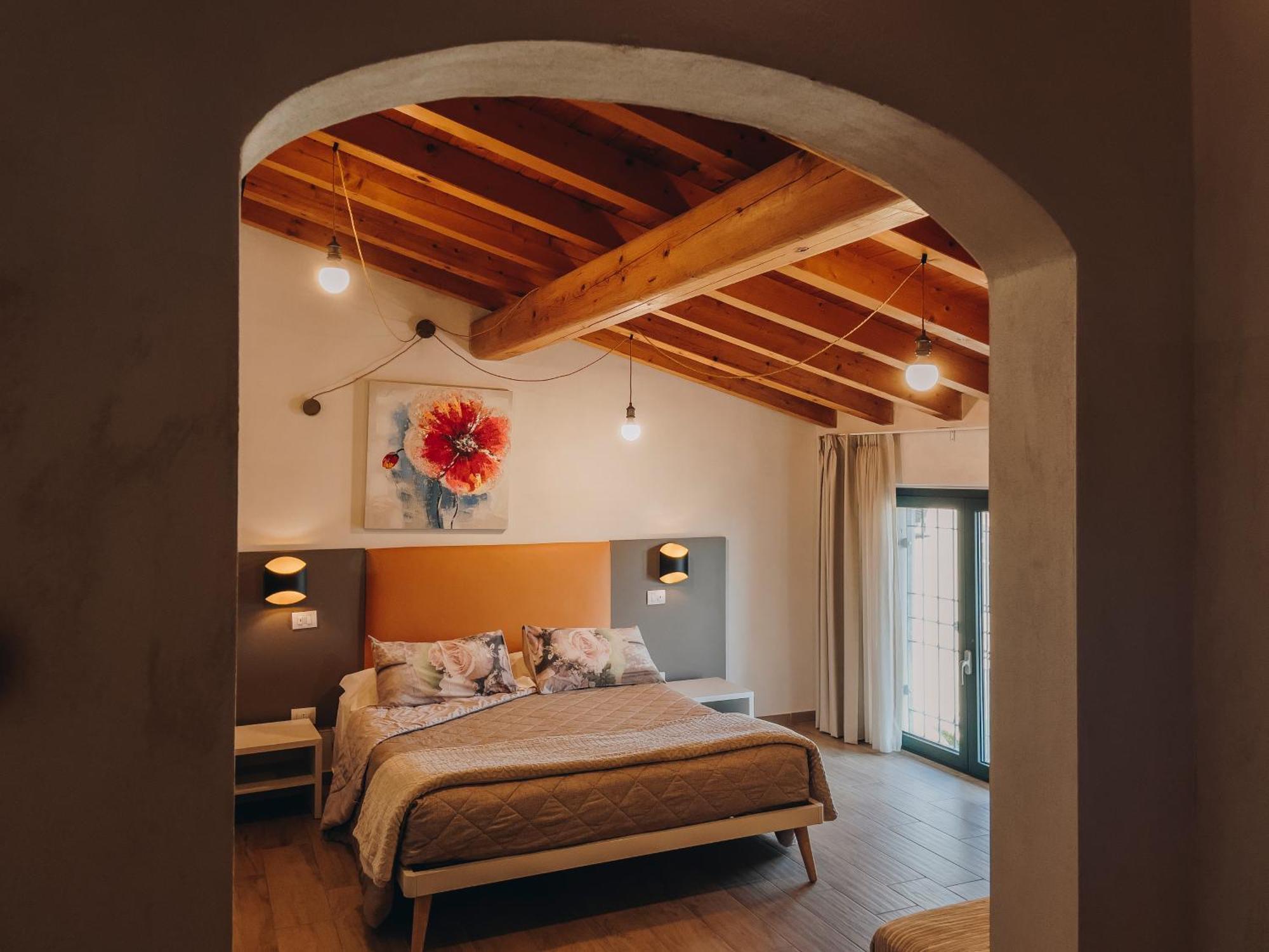 Agriturismo" Il Glicine Bianco" Monzambano Ngoại thất bức ảnh